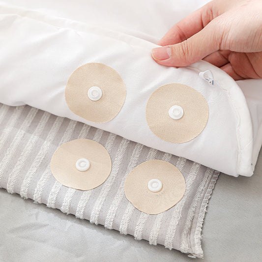 🧩🛏️Perfect for Lightweight Quilts🔒 Anti-slip Snap Fasteners - Easy to Secure, Comfortably in Place!