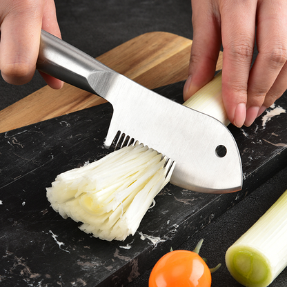 Today's Flash Sale⚡ 52% OFF🔪Stainless Steel Multi-Purpose Julienne Peeler